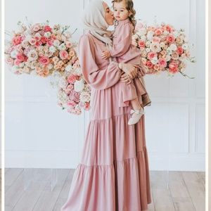 Ivy City Co Alaina Dress NEW WITH TAGS